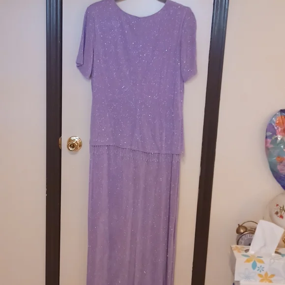 Ronnie Nicole formal - Picture 2 of 6